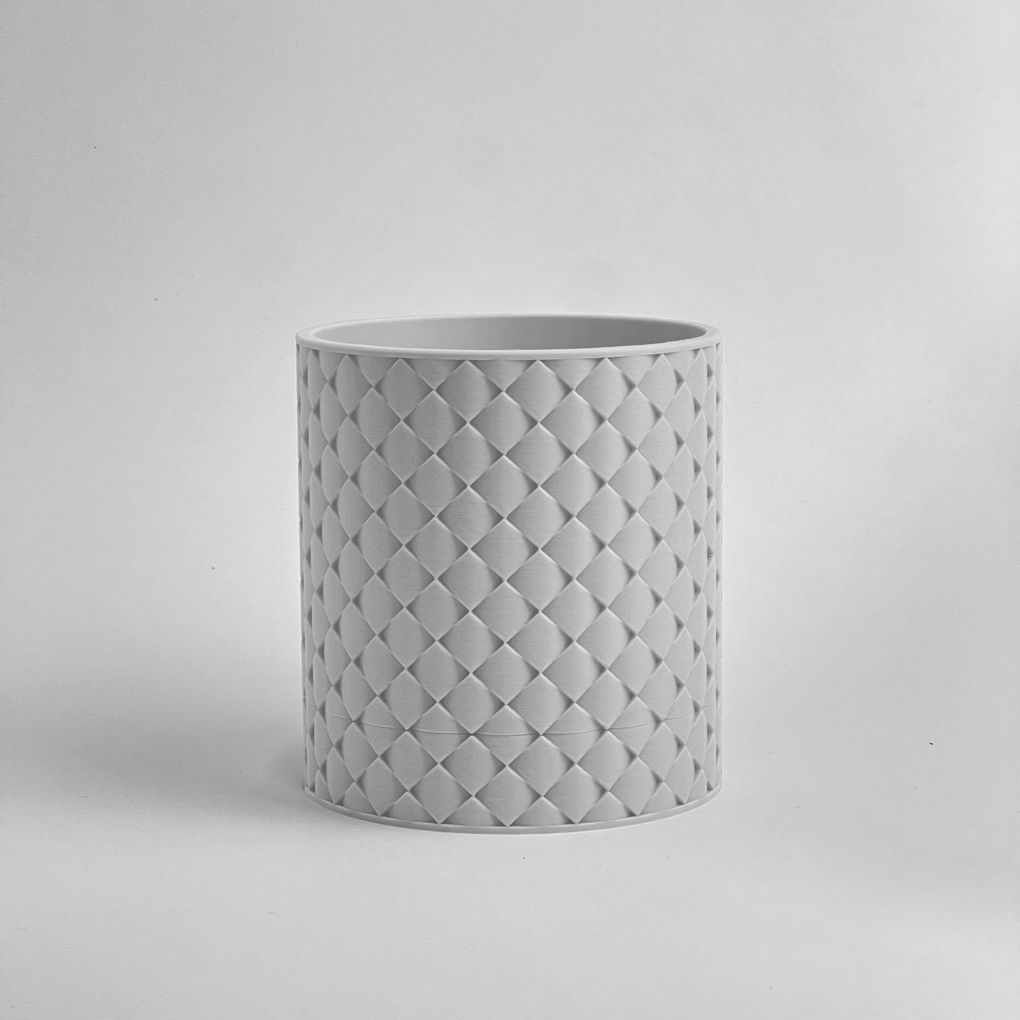 TetraGrid Planter Wall Pot